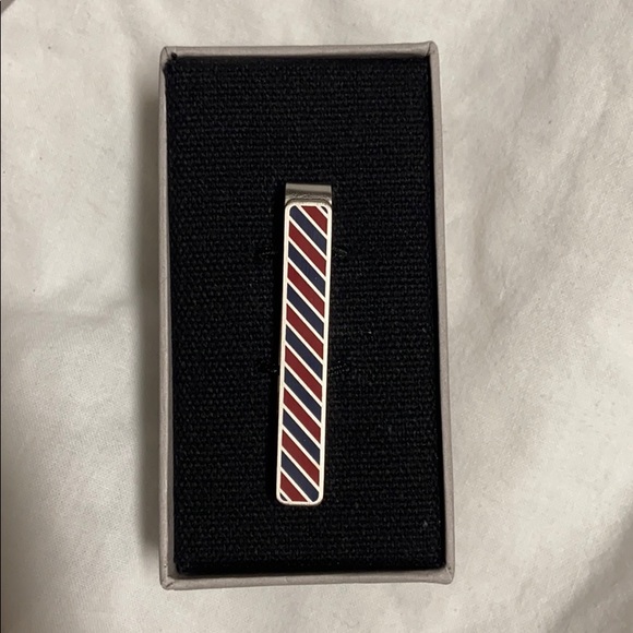 NEW IN BOX- Kate Spade forJack Spade Tie Clip Bar Red & Blue - Picture 2 of 4